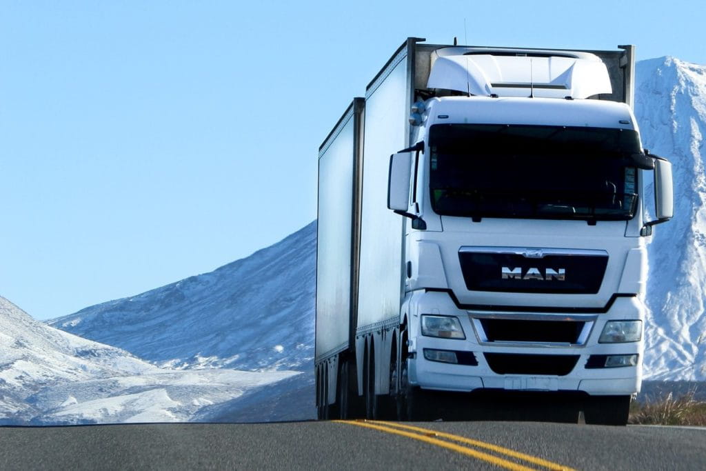 Сколько может выступать груз сзади?